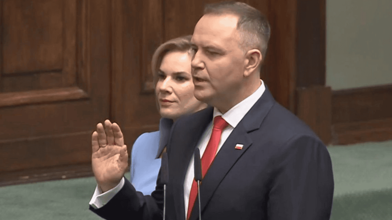Marta Nawrocka dodała zdjęcie z zaprzysiężenia i się zaczęło. Lawina komentarzy
