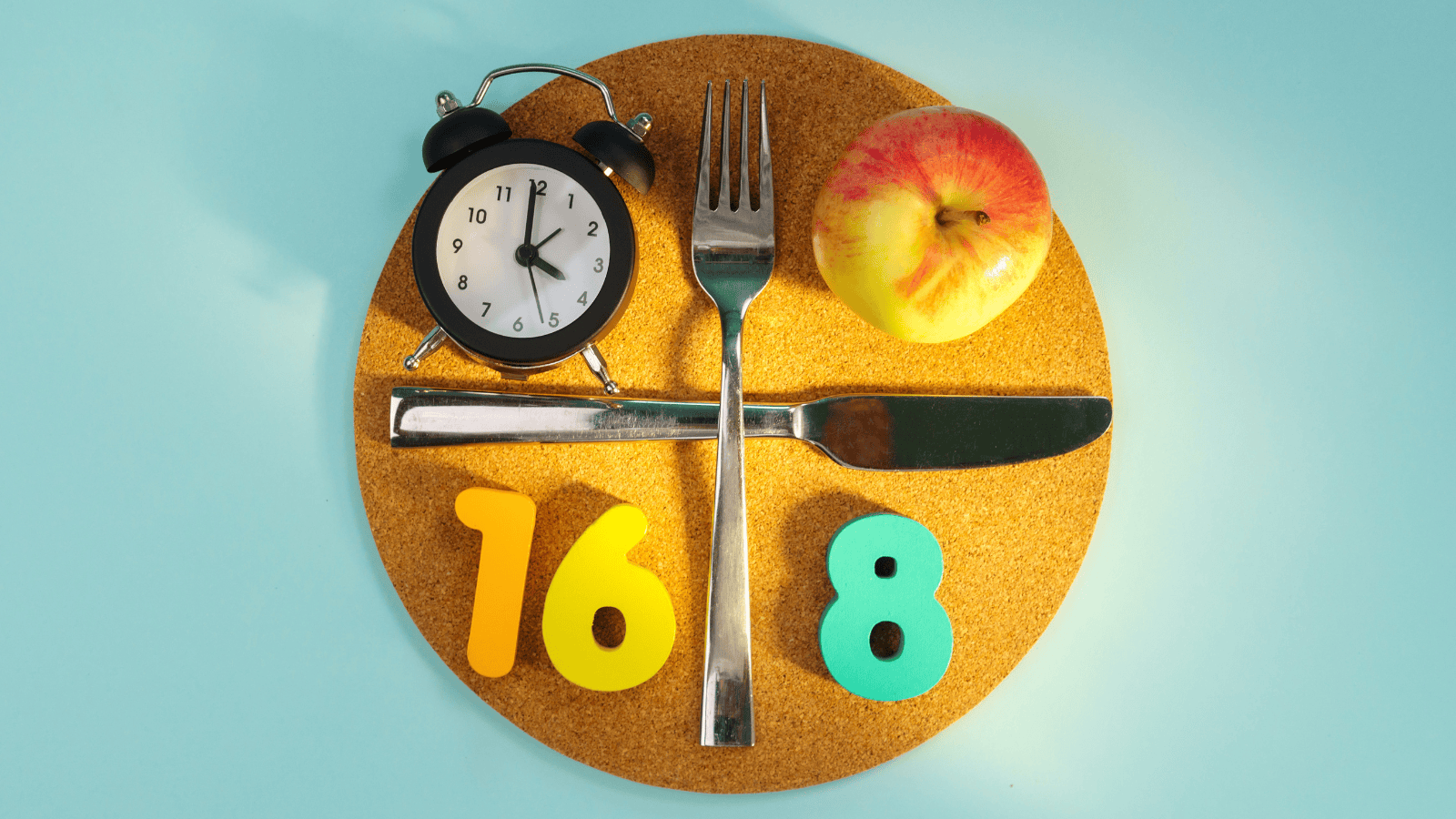 Dietetyk bije na alarm w sprawie postu przerywanego: "Jeśli czujesz ten objaw, natychmiast przerwij"