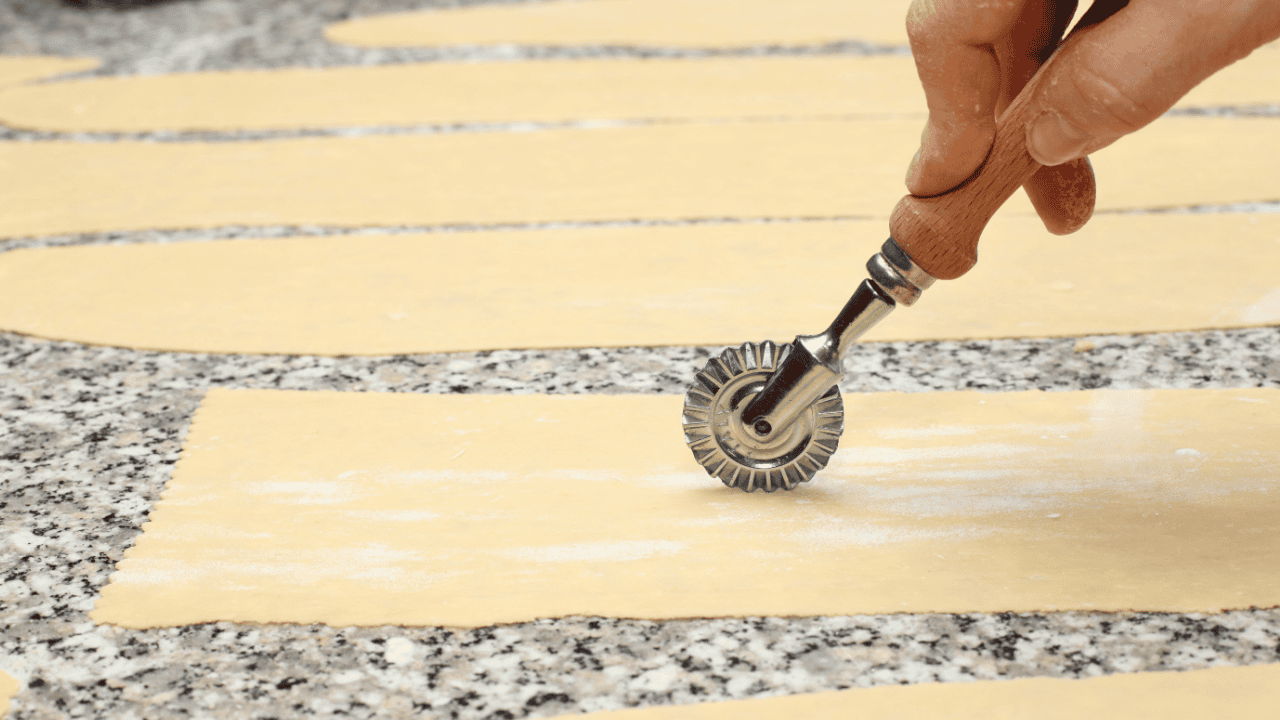 Włosi oszaleli na punkcie tych "faworków". Są lekkie i chrupiące