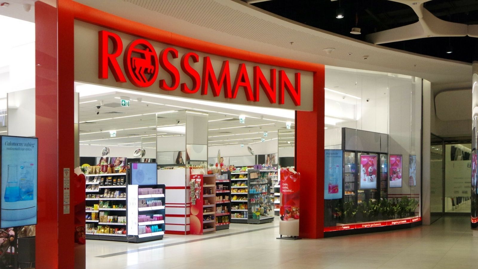 Rossmann dorzuca do zakupów prezent za 299,99 zł. Wystarczy spełnić warunki promocji