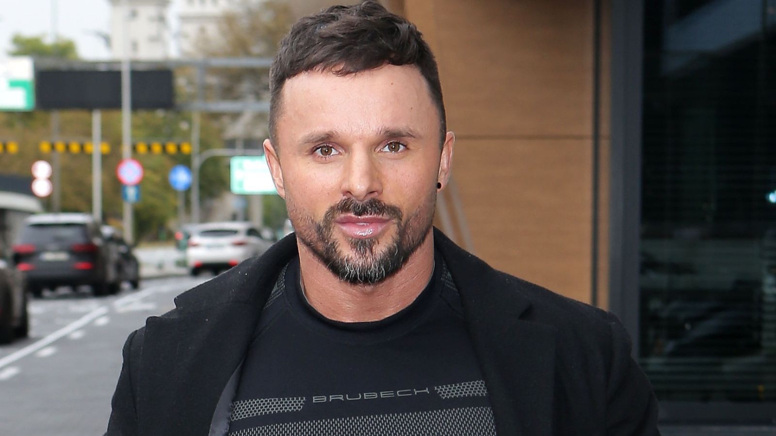 Qczaj zniknął na miesiące z mediów. Tak obecnie wygląda. Imponująca metamorfoza