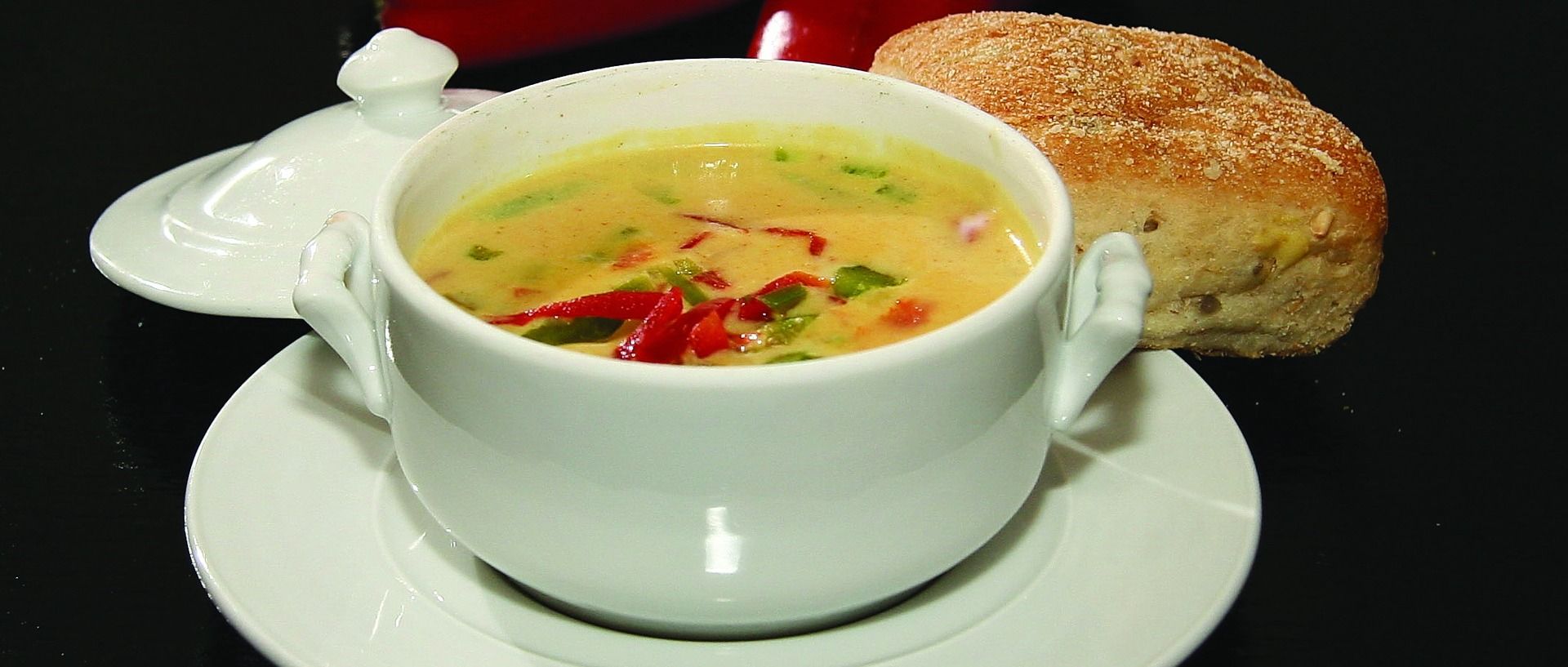 Zupa curry z cukinii: pikantna przyjemność