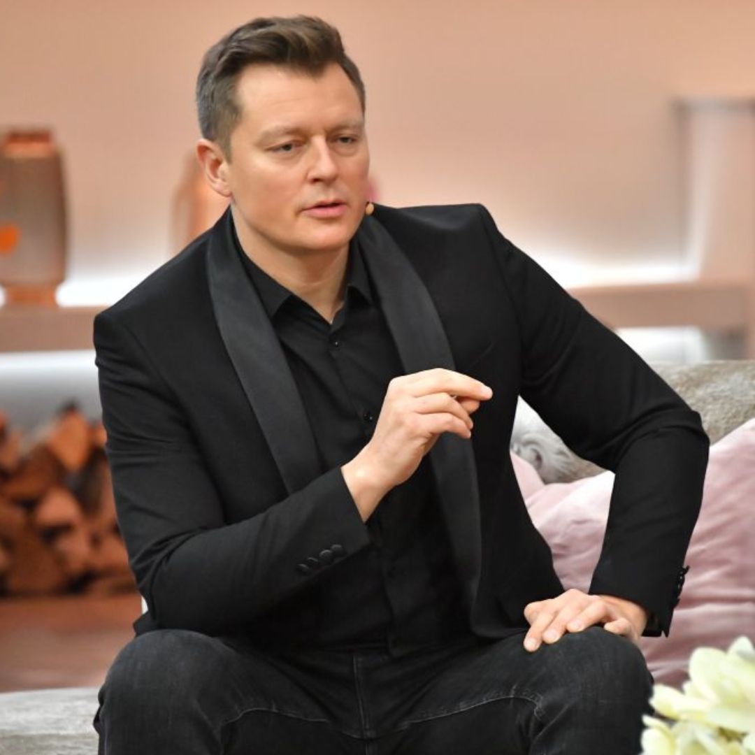Ślub Rafała Brzozowskiego. Takiej panny młodej nikt się nie spodziewał. Piękna Helena w zjawiskowej sukni