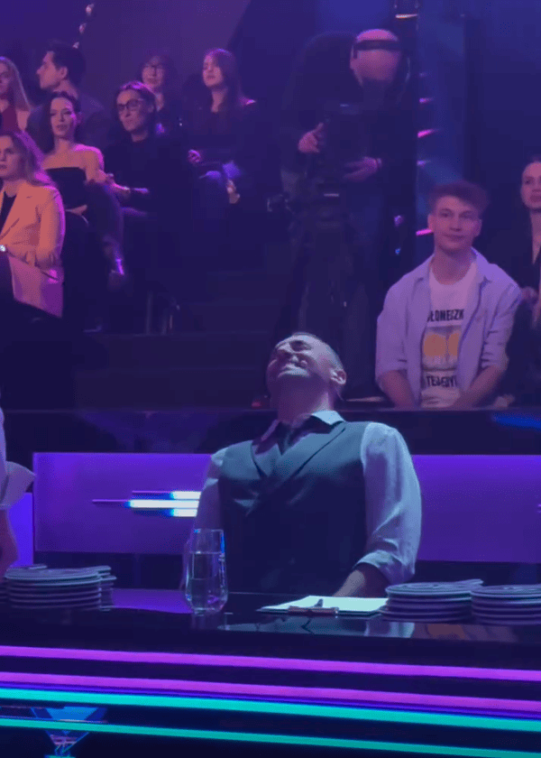 Sykut-Jeżyna ukradkiem wcisnęła Maserakowi zwiniętą karteczkę. Znamy jej treść!