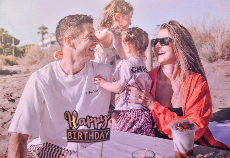 Plotki wokół Lewandowskich się potwierdziły. Decyzja ws. Roberta została podjęta