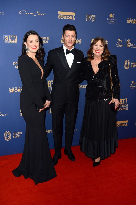 Nowy trener dostał telefon od Lewandowskiego. Przekazał jego decyzję