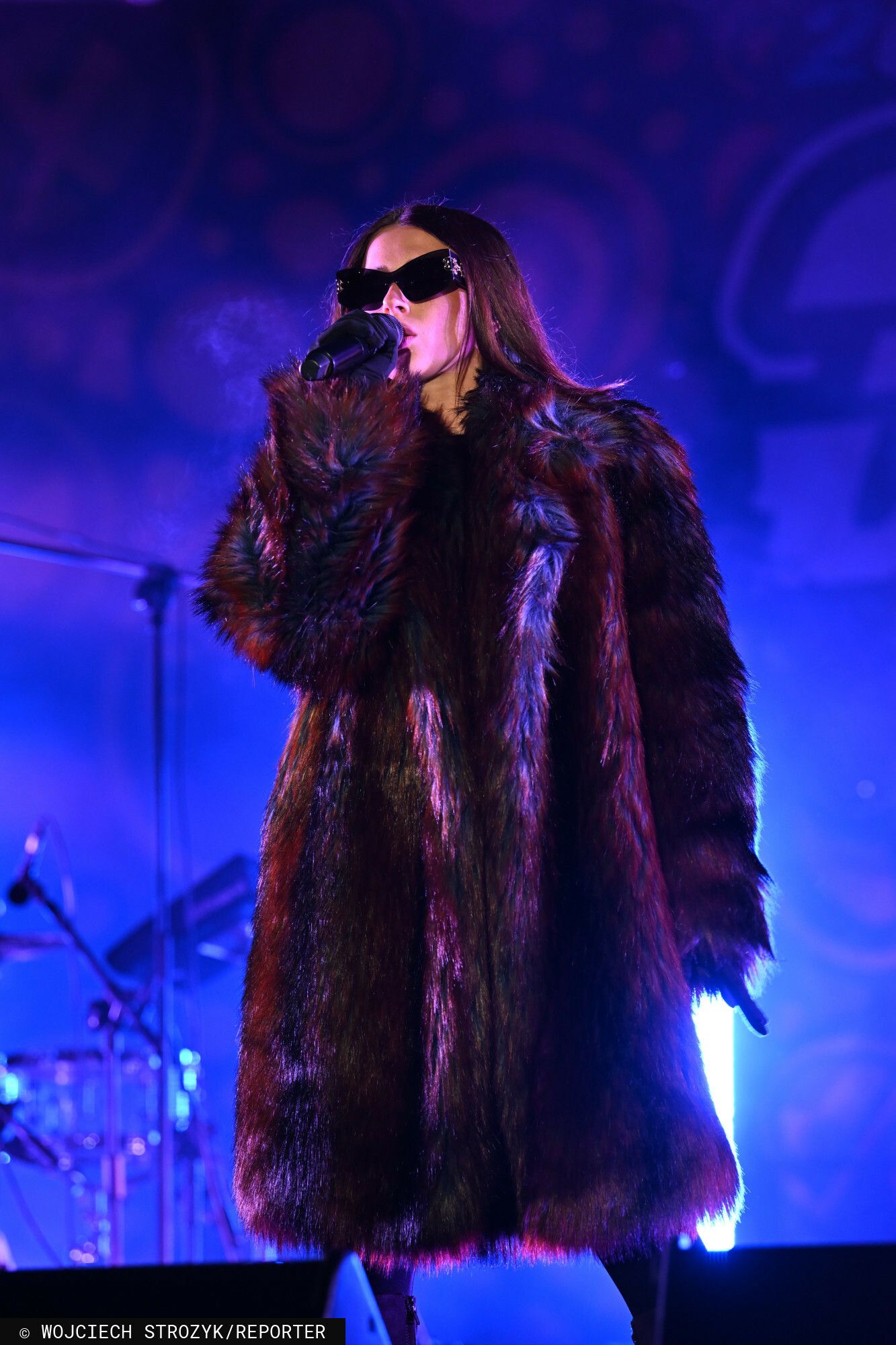 Roksi Węgiel wparowała na scenę WOŚP. W takiej stylizacji jeszcze jej nie widzieliście