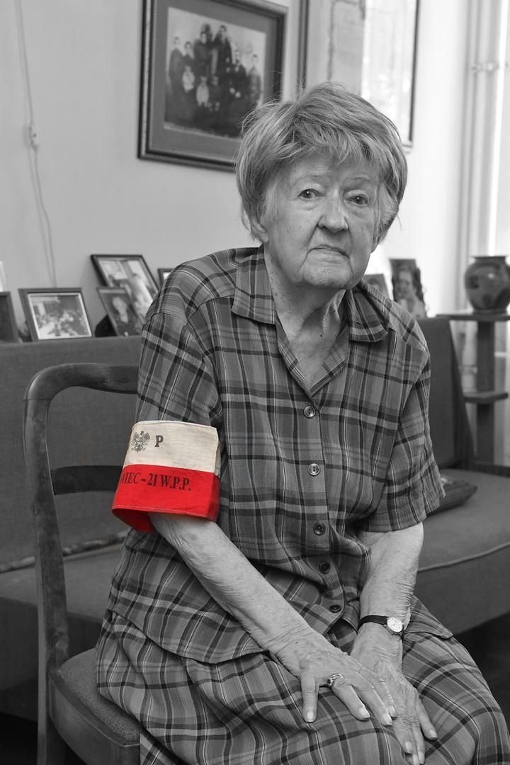 Nie żyje Wielka Polka. Cała Polska we łzach po śmierci bohaterki