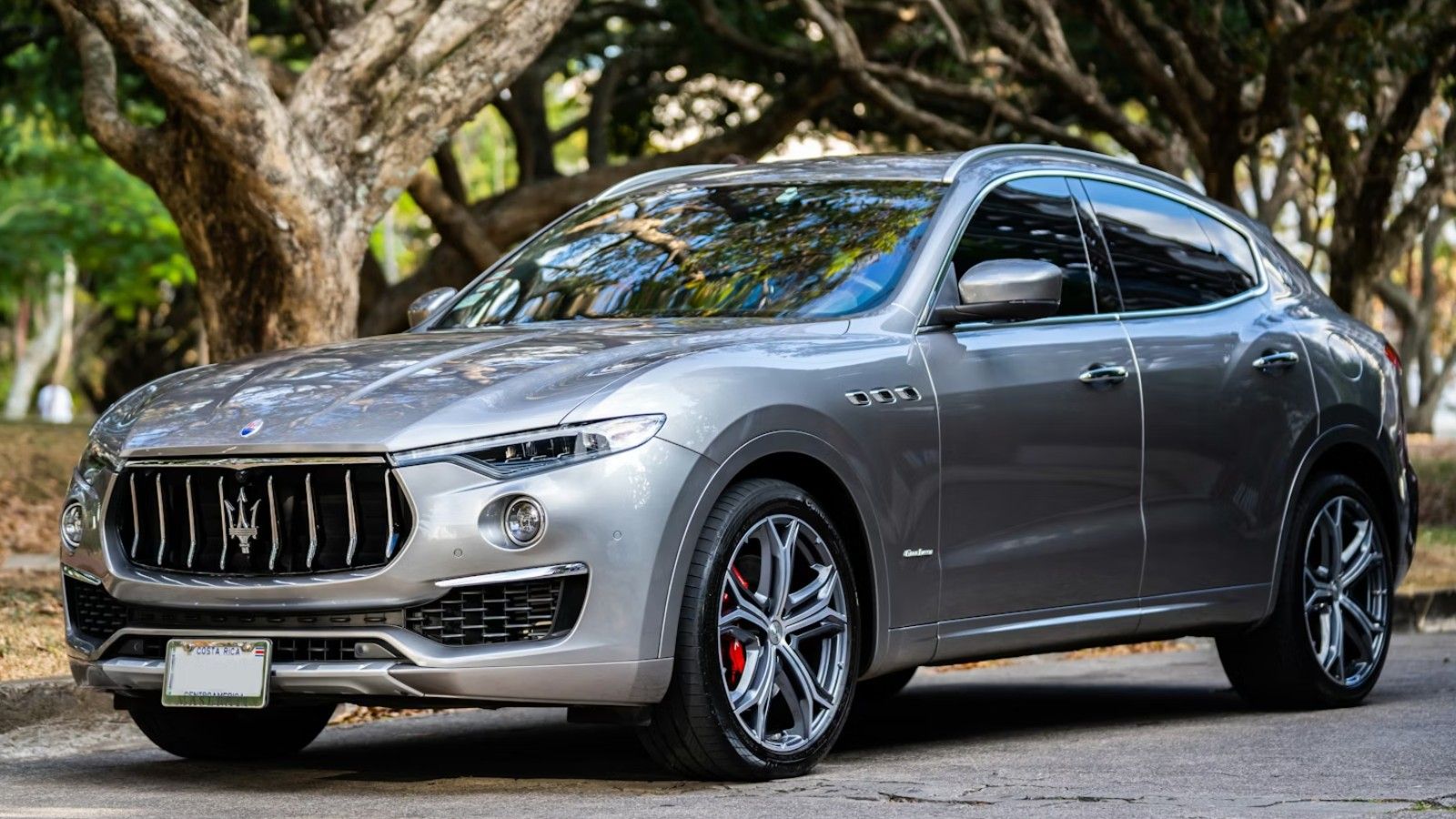 Zderzenie na S8, drogowcy aż łapali się za głowę. To kolizja z udziałem miliona złotych 