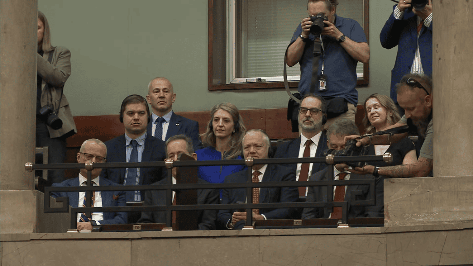 Sejm przyjął uchwałę o relacjach polsko-amerykańskich. Na galerii niecodzienni goście