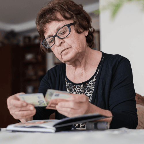 Seniorzy z dodatkowym zwrotem