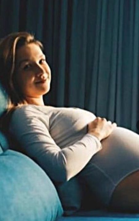 Partnerka Daniela Nawrockiego pokazała ciążowe krągłości. Do sieci trafiła piękna sesja