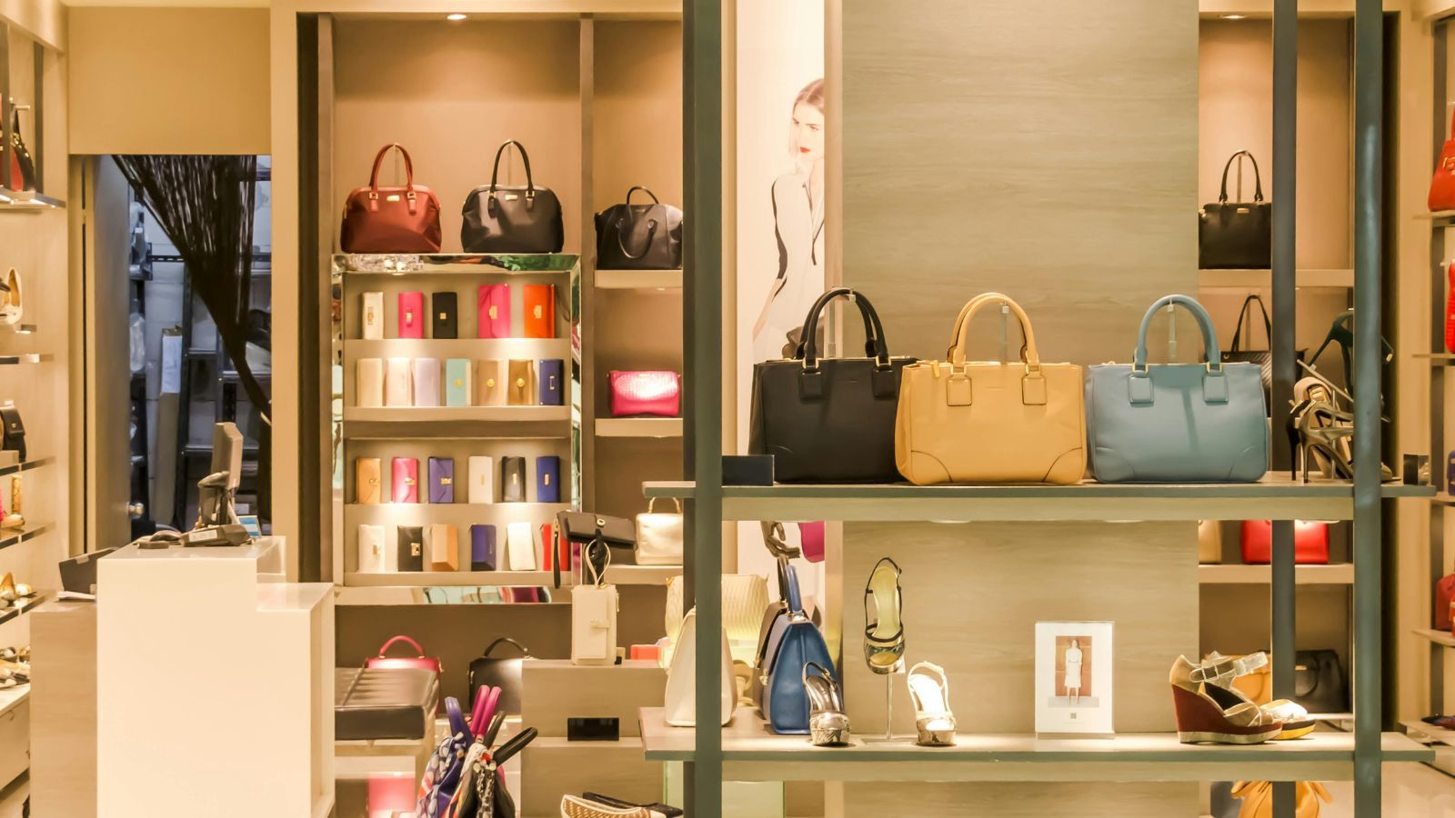 Klamka zapadła, znana marka znika z Polski. Klienci kupowali tam przez 15 lat