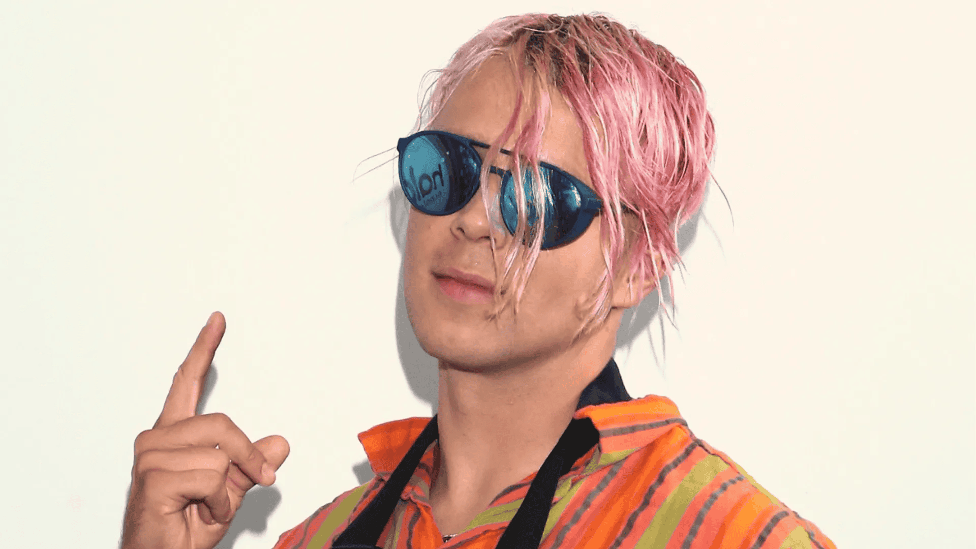 Chwile grozy na koncercie Skolima. Mężczyzna wdarł się na scenę, ochroniarze go powalili