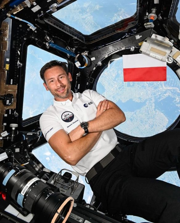 Atak na rodzinę Sławosza Uznańskiego. Po trzech dniach opuścił Polskę