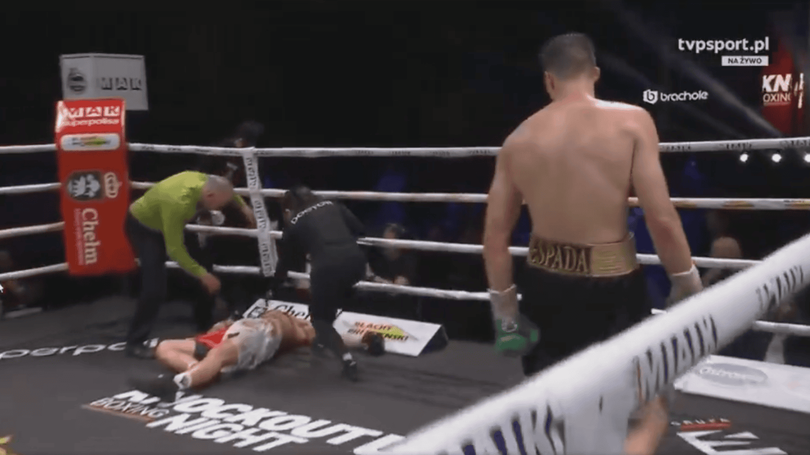 Polski pięściarz trafił do szpitala po nokaucie. Rodzina prosi o modlitwę