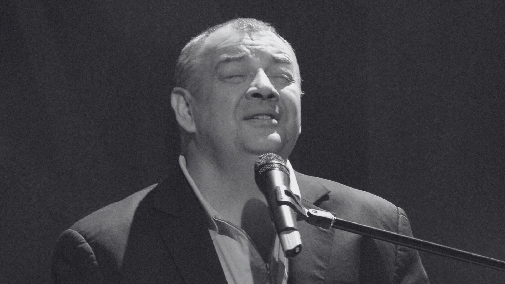 Dlatego nie podali informacji o śmierci Sojki. TVN musiał milczeć