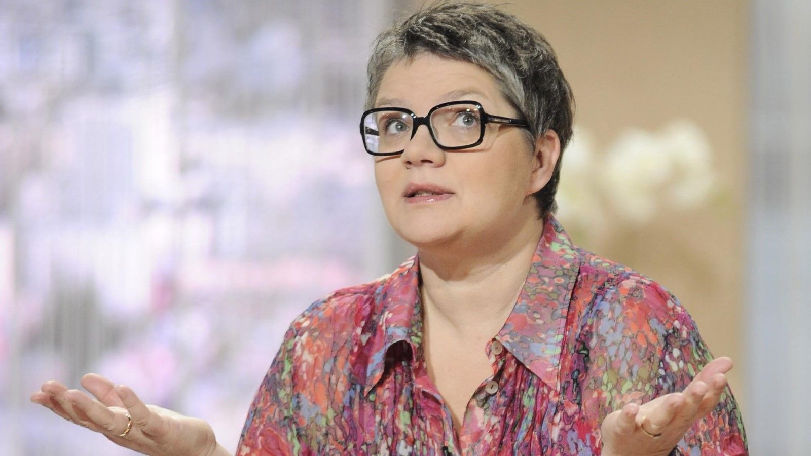 Superniania szydzi z Tańca z Gwiazdami. Internauci grzmią