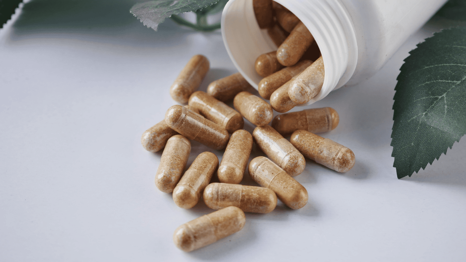 Zmęczenie i senność? To może być nadmiar tych witamin. Dietetyk ostrzega Polaków