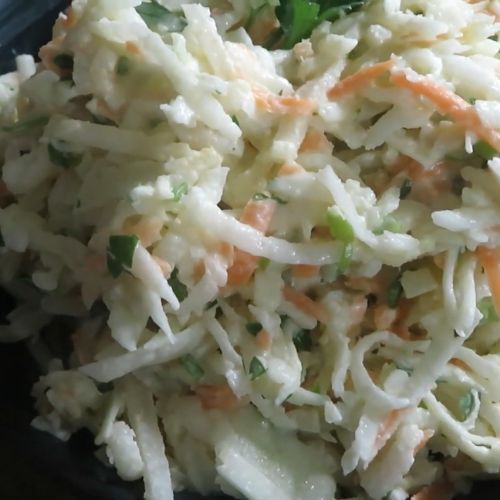 Surówka z białej rzepy. Prościej się nie da