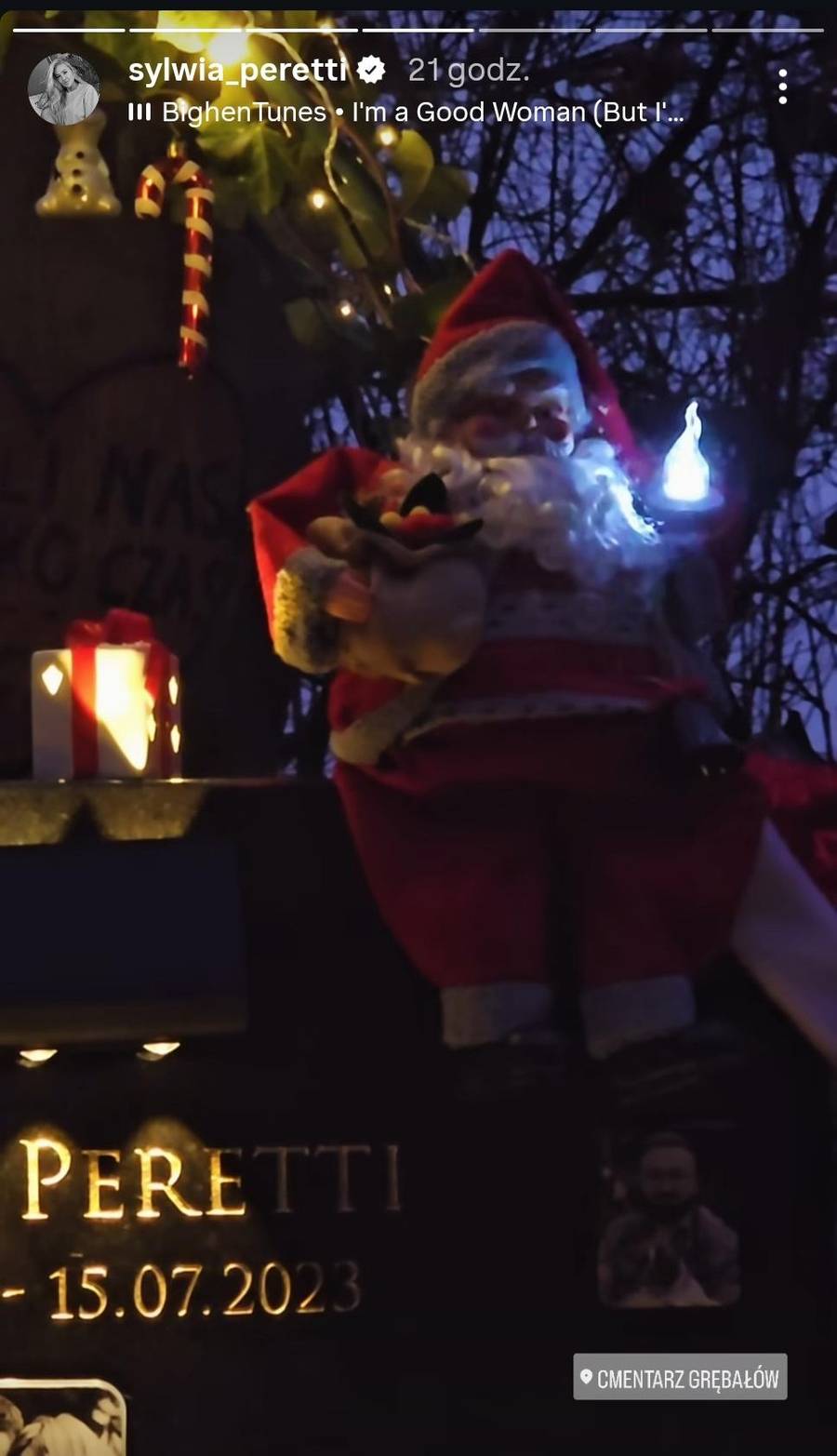 Sylwia Peretti pokazała zdjęcia z grobu syna. Poruszające słowa