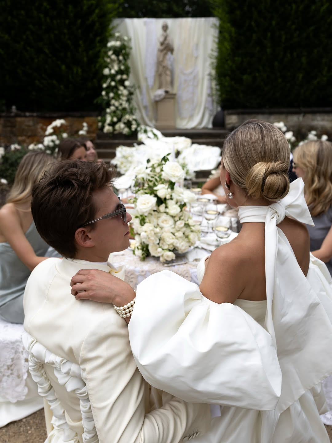 Królikowski wziął ślub. Zdjęcia trafiły do sieci. Ceremonia jak z bajki