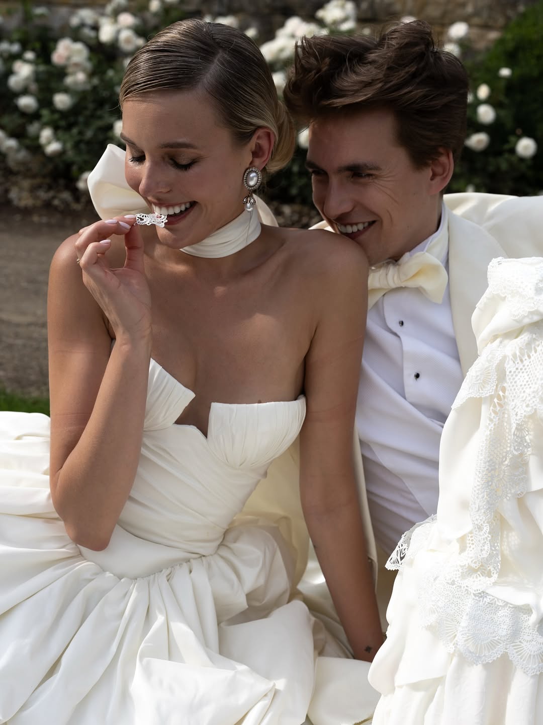 Królikowski wziął ślub. Zdjęcia trafiły do sieci. Ceremonia jak z bajki