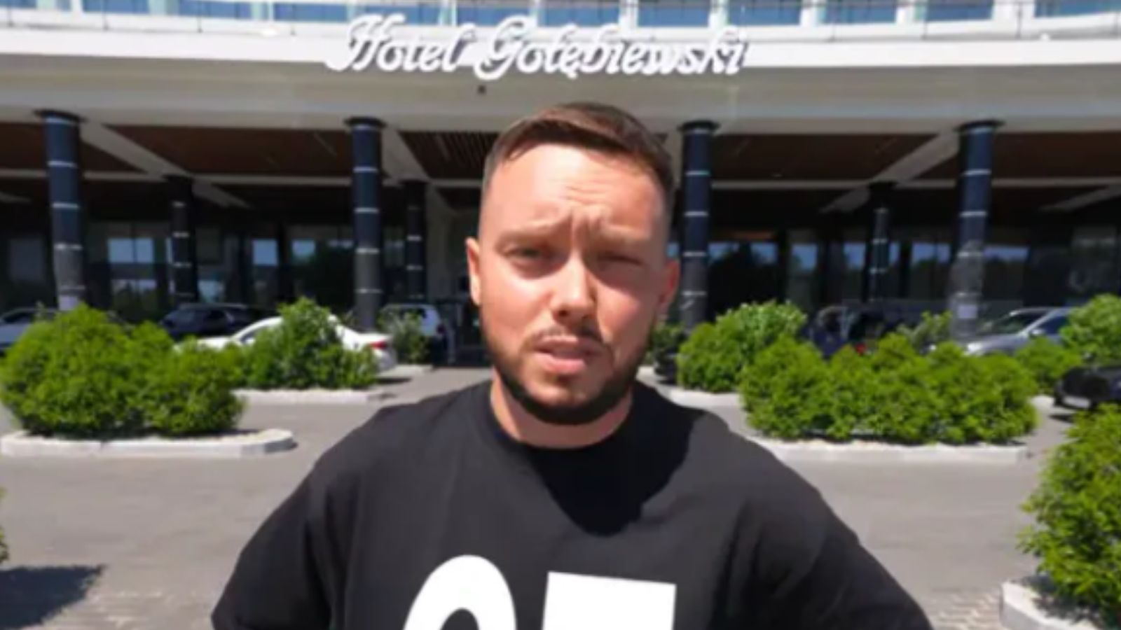 Książulo miał dostać zakaz wstępu do hotelarskiego imperium. Hotel Gołębiowski oficjalnie odpowiada