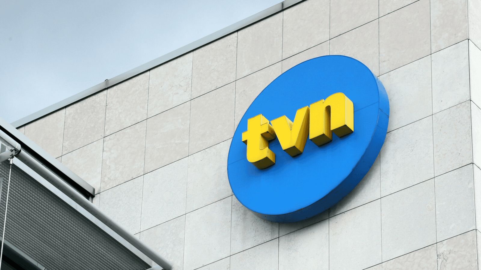 Oni mogą być nowymi właścicielami TVN. W grze trzy oferty