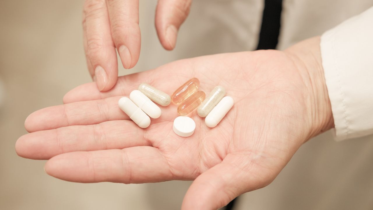 Pilne ostrzeżenie GIF. Lek przeciwbólowy wycofany, lepiej sprawdź apteczkę