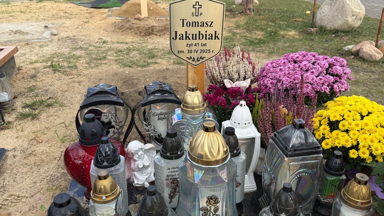 Niebywałe, jak wygląda dziś grób Tomasza Jakubiaka. Poruszający widok