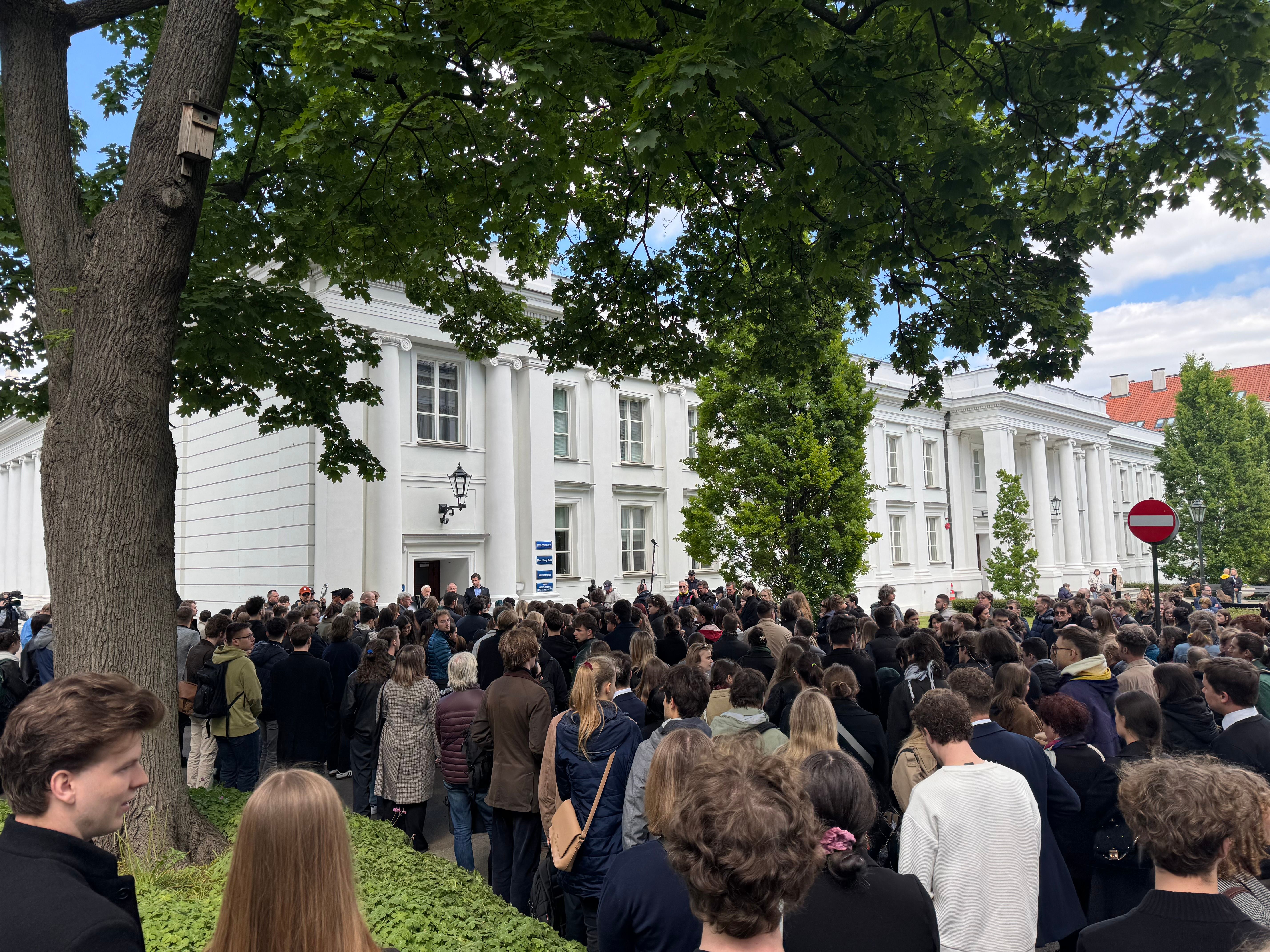 Sprawca z UW nie trafi do więzienia. Czeka go inna kara. Wystarczy jedna decyzja