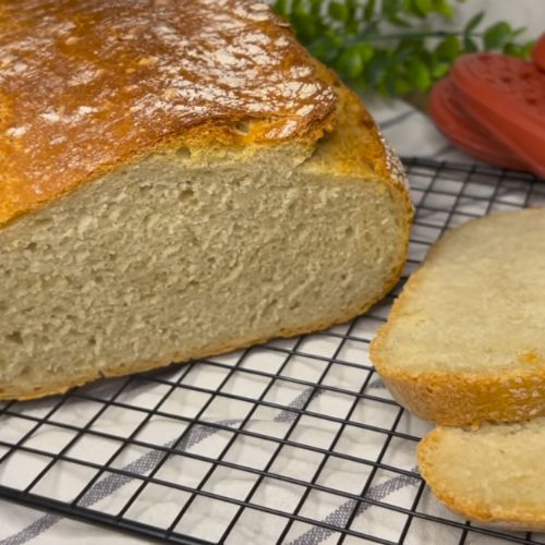 Ten chleb bez zakwasu piekę co kilka dni. Jeszcze się nie zdarzyło, żeby nie wyszedł