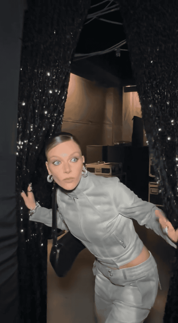 Nagle wtargnęła za kulisy "TzG"! Niepojęte, co chciała zrobić z Kryształową Kulą