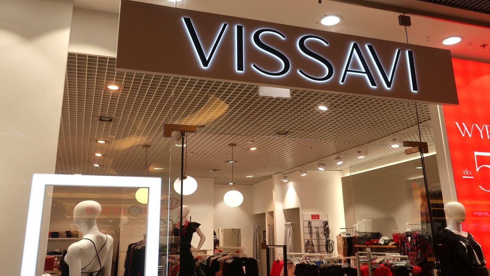 Te sklepy znikną z Polskich galerii. Marka zamyka butiki po 25 latach