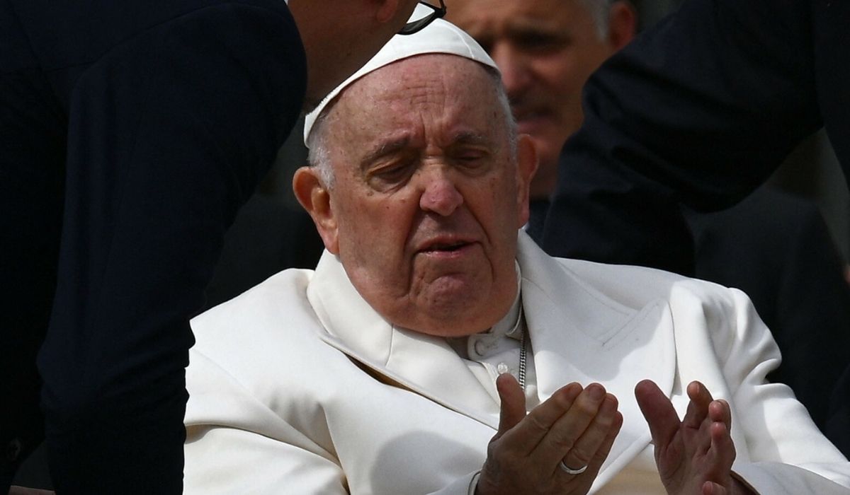 Watykan alarmuje: Będą wielkie zmiany!, fot. VINCENZO PINTO/AFP/East News