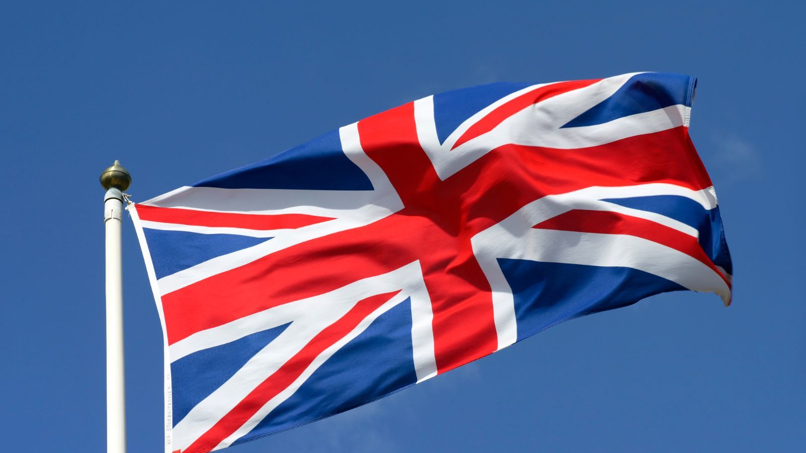 Zmiany dla podróżujących do Wielkiej Brytanii. Od 8 kwietnia paszport nie wystarczy, trzeba dopłacić