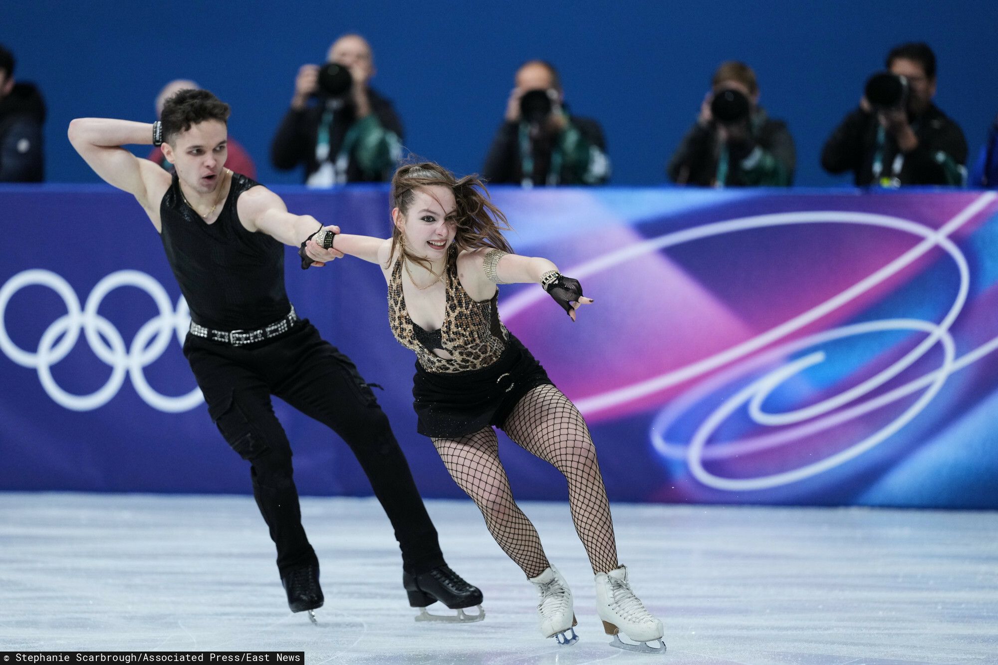 Karol Nawrocki pokazał się z synem w Mediolanie. Kamery zarejestrowały wszystko. Nagranie niesie się po sieci