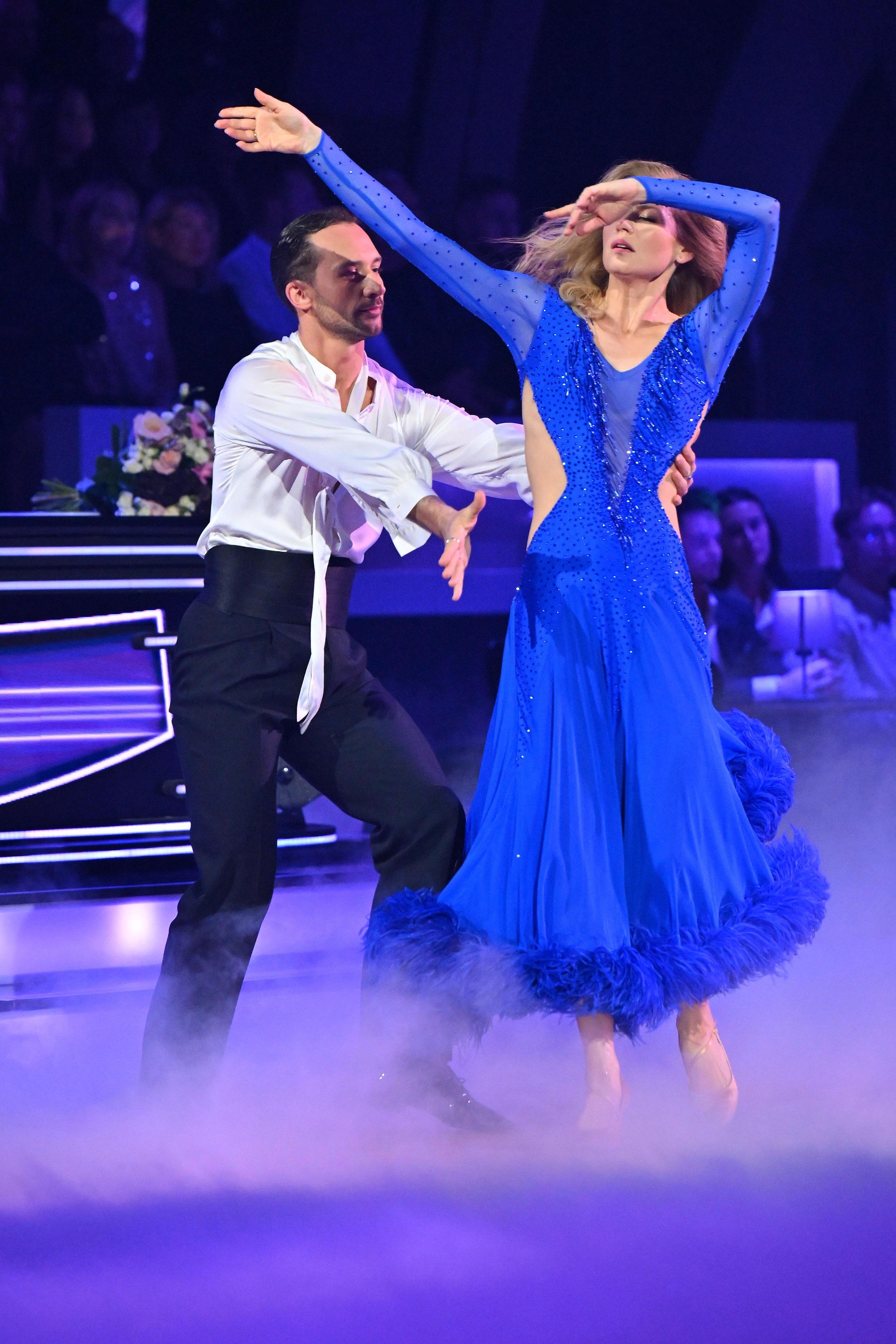 Koszmarne sceny w "TzG". Faworytka runęła na parkiet w środku występu