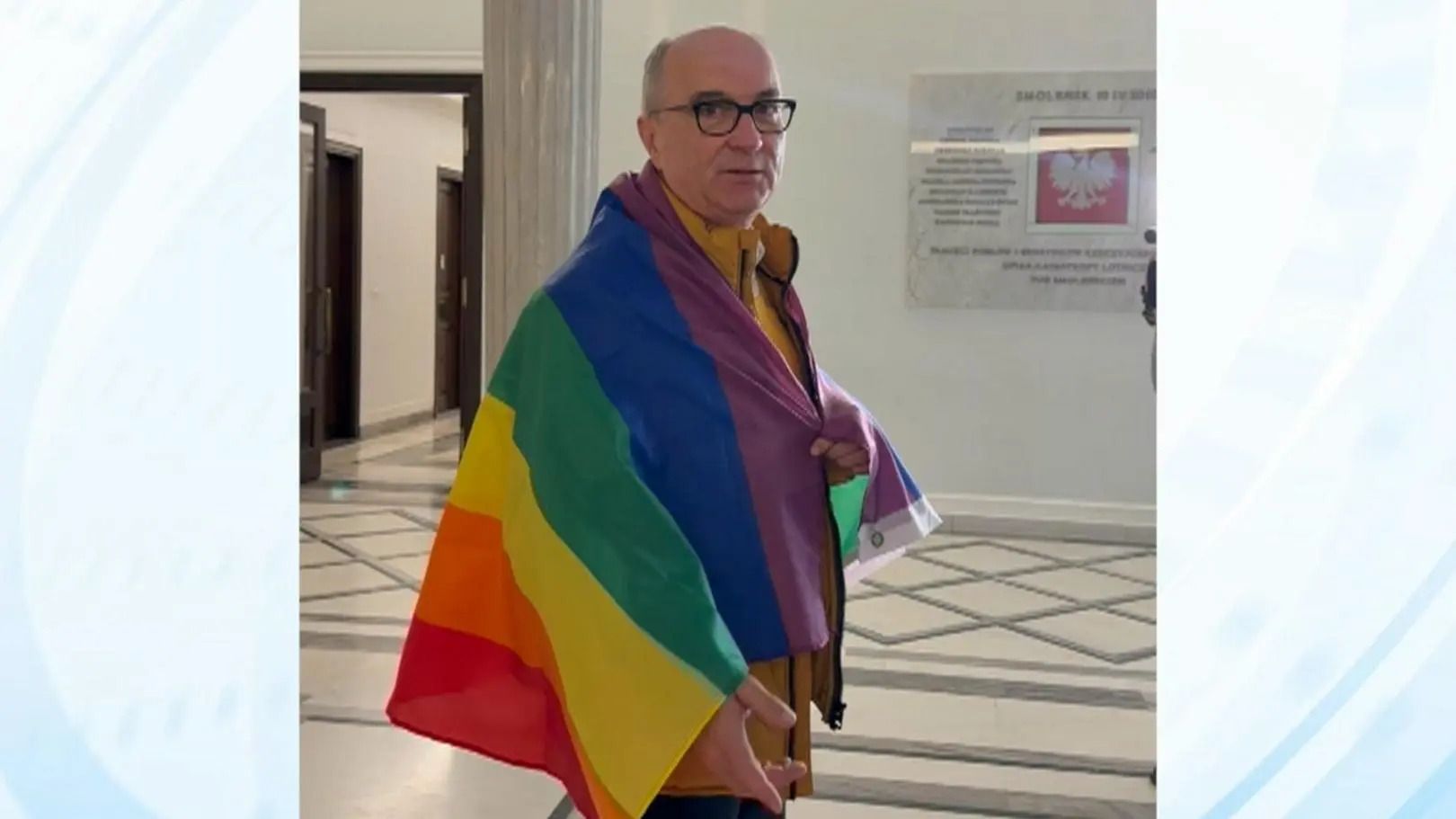 Minęło 5 godzin od decyzji sądu, a tak Czarzasty wszedł dziś do Sejmu. W kraju poruszenie
