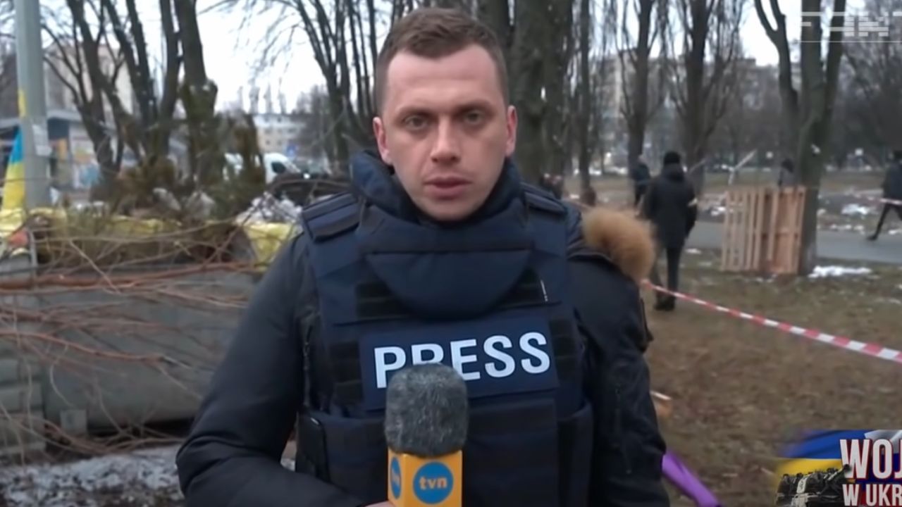 Dziennikarz TVN po ogromnej tragedii nagle zniknął. Co się z nim dzieje?