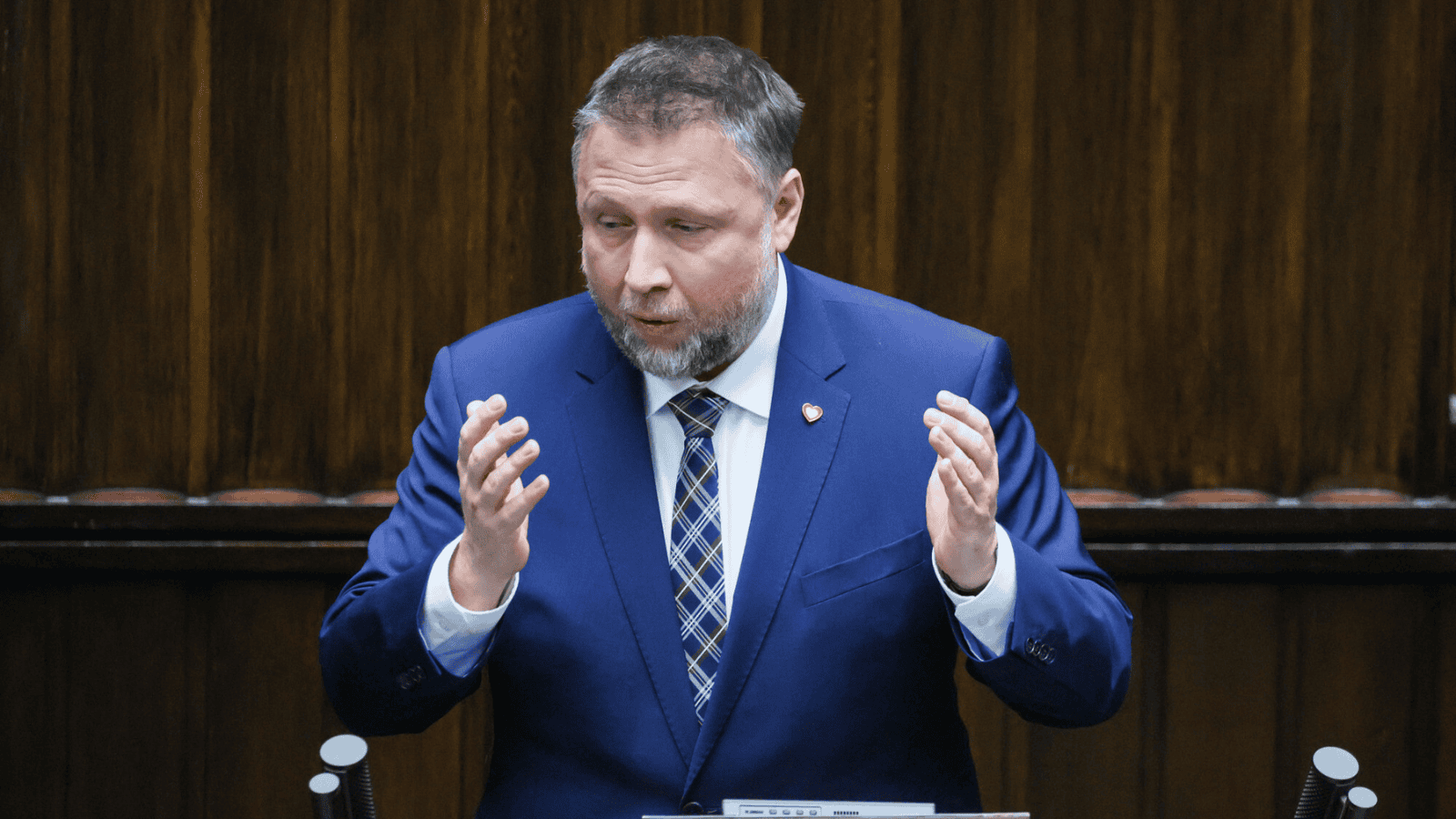 Burzliwy początek posiedzenia Sejmu. Doszło do ostrej wymiany zdań