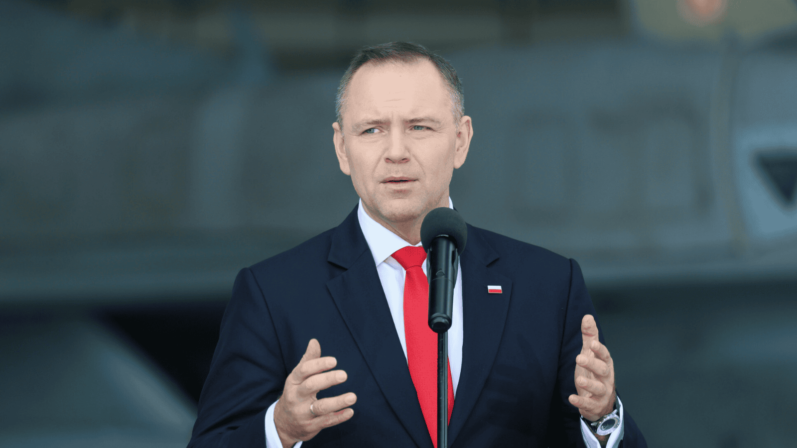 To już prawdziwa fala. Nowy ruch prezydenta Nawrockiego. Na biurko trafią dokumenty