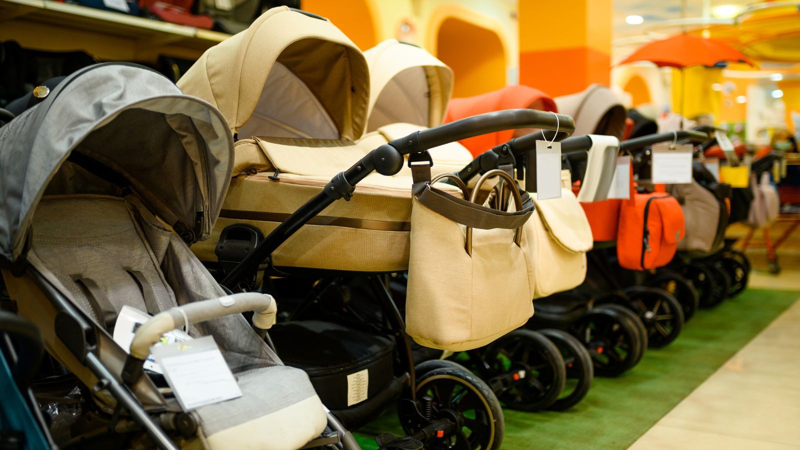 Wózki dziecięce pod lupą UOKiK i Inspekcji Handlowej. Wykryto nieprawidłowości, chodzi o bezpieczeństwo