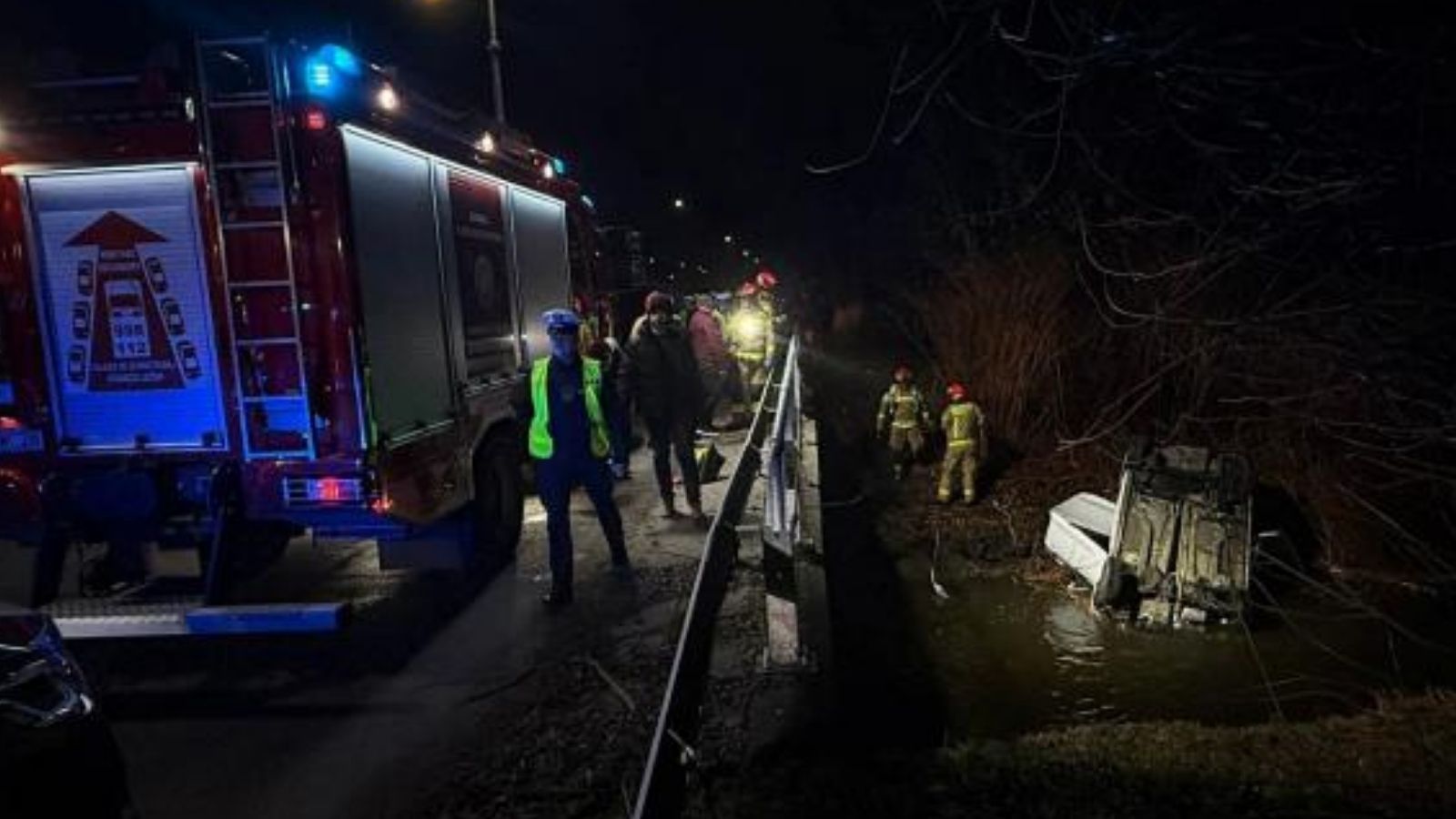 Wypadek w Ostrowie Wielkopolskim. Nie żyje 21-latek, pasażerka w ciężkim stanie