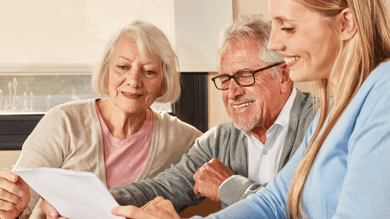 Ukryta zniżka dla polskich emerytów. 0 zł za wywóz śmieci w 2026. Sprawdź, jak zyskać 100 proc. ulgi