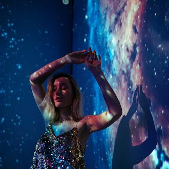 "Retro Warszawa" przeniesie was w czasie. To wielozmysłowa opowieść o przedwojennej stolicy