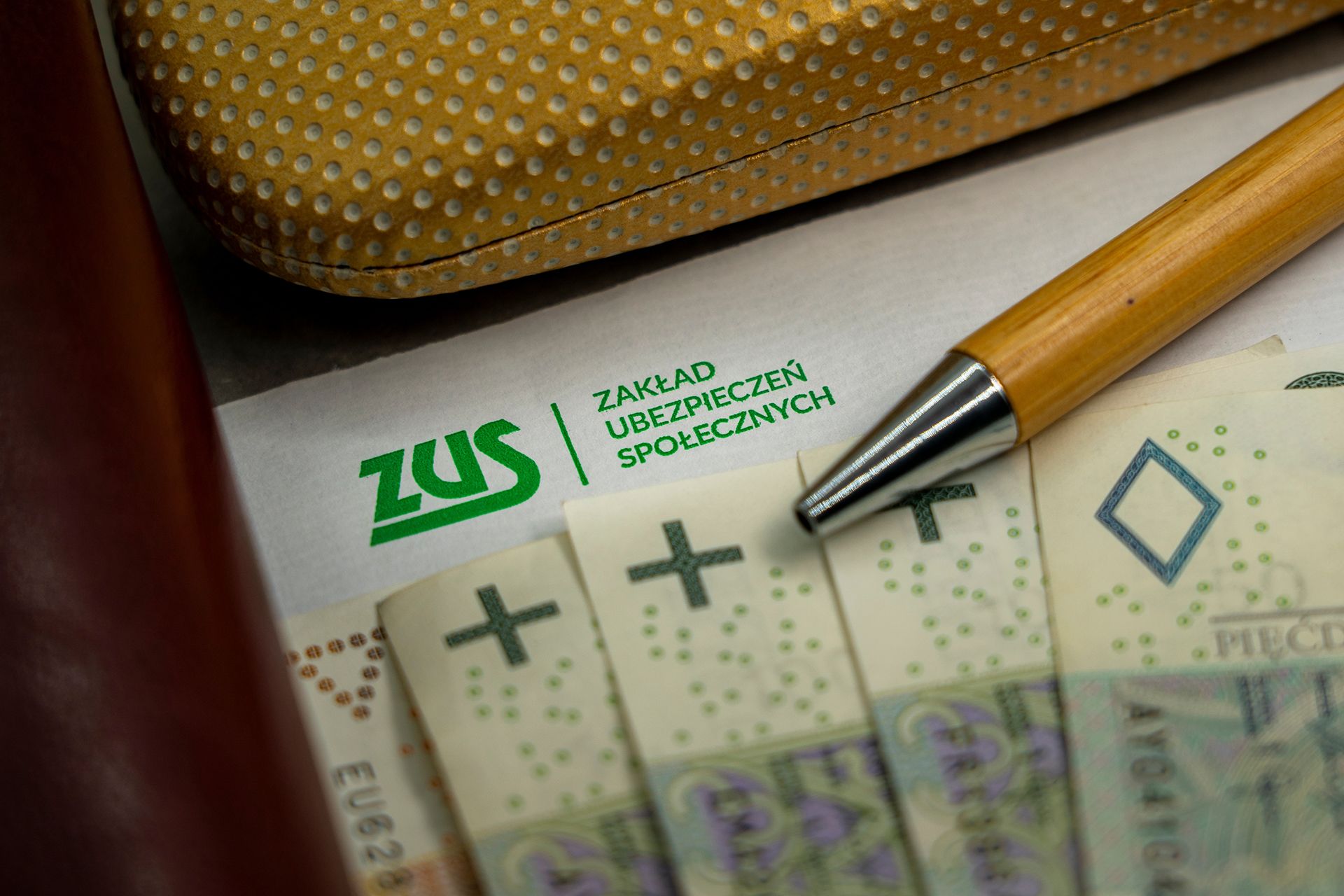 Wystarczy, że pokażesz przy płaceniu, a kwota będzie niższa. Nie wszyscy o tym wiedzą