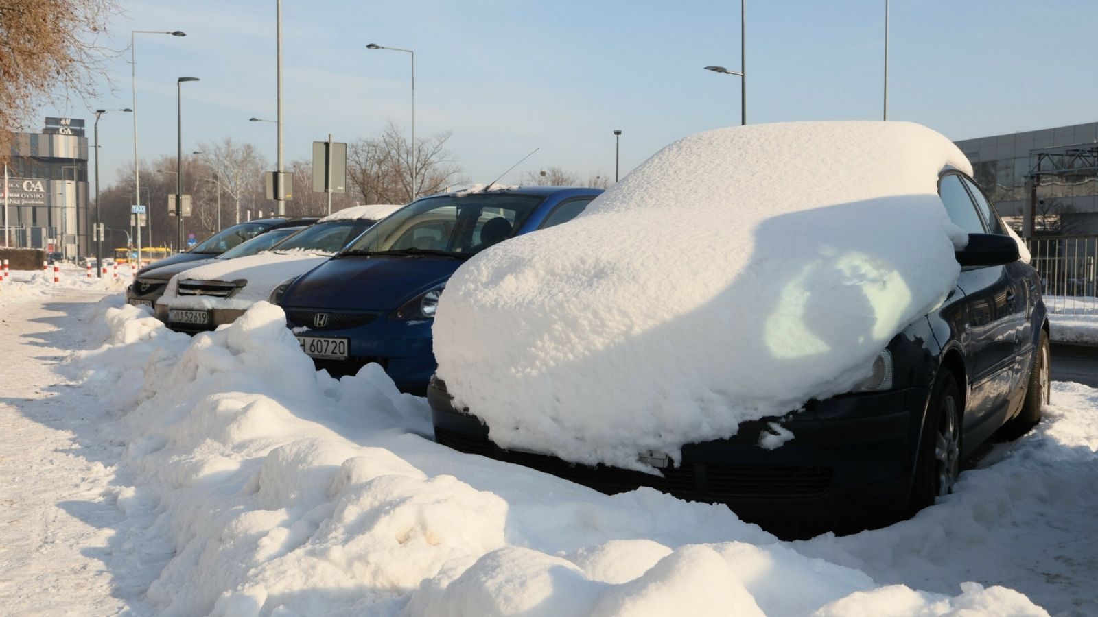 Nigdy nie rób tego zimą z autem. Możesz dostać wysoki mandat