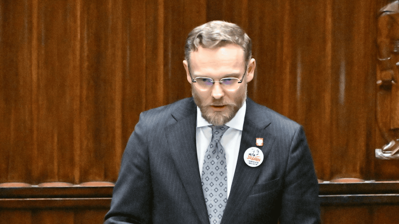 To on jest wymieniany jako kandydat PiS na premiera